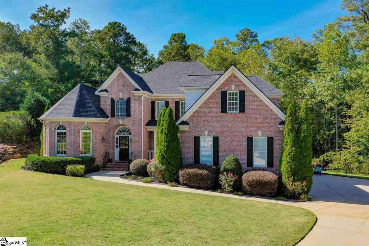 22 Riverbanks Court