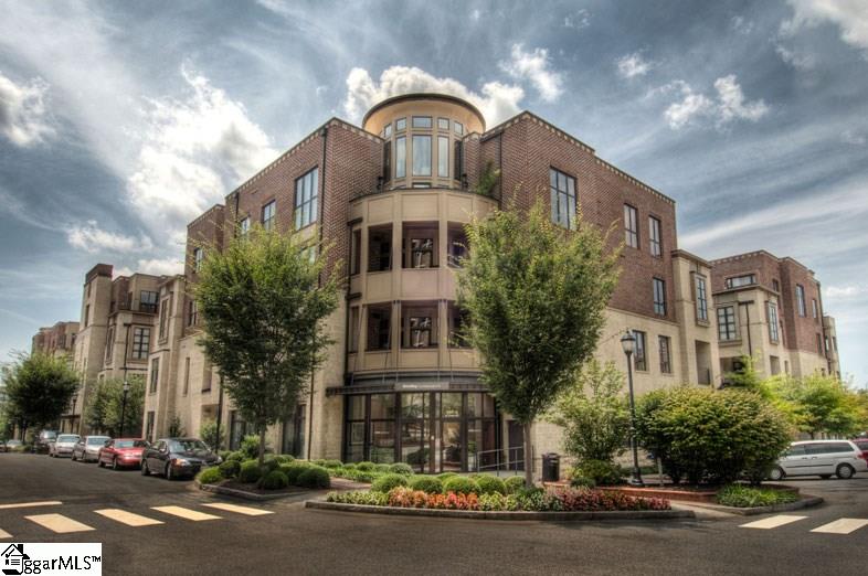 101 W Court Street Unit 227