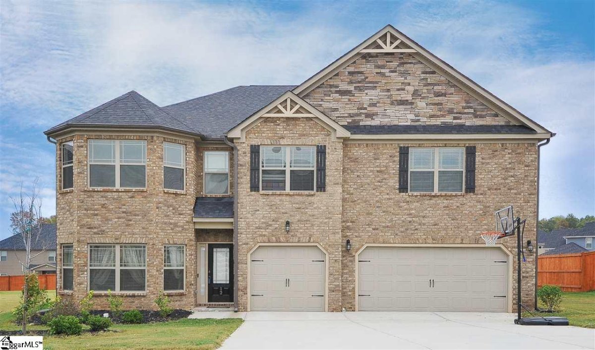 12 Hanlon Drive