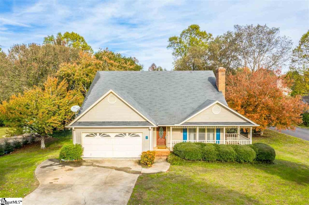 2 Middlecreek Way