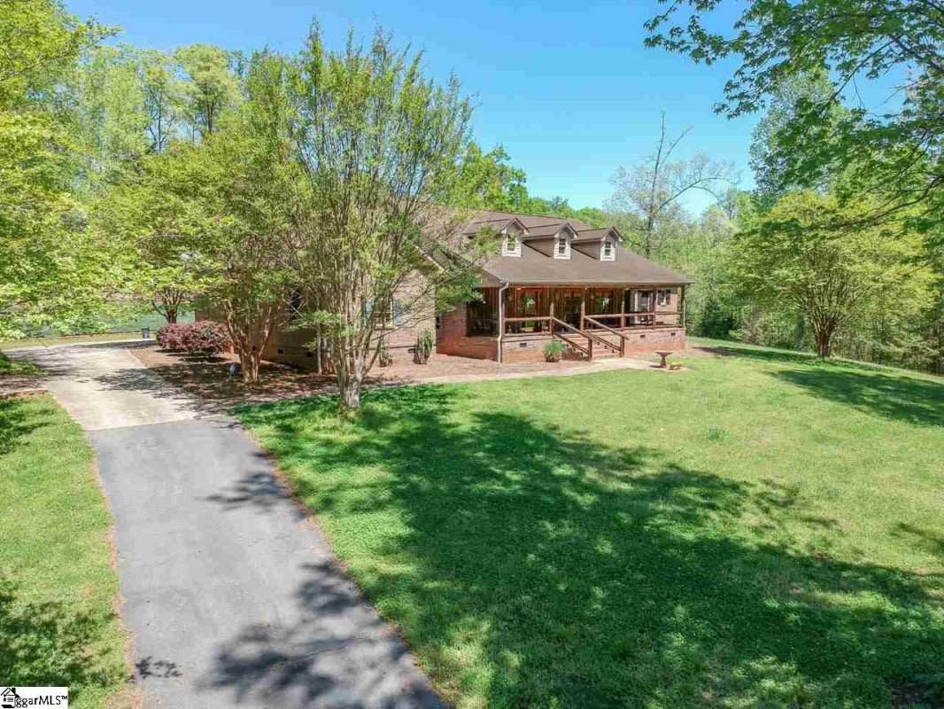 270 Vinland Court
