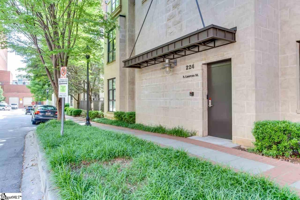 224 S Laurens Street unit 102
