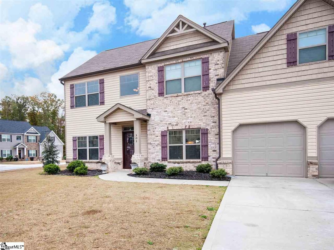 301 Bellona Lane