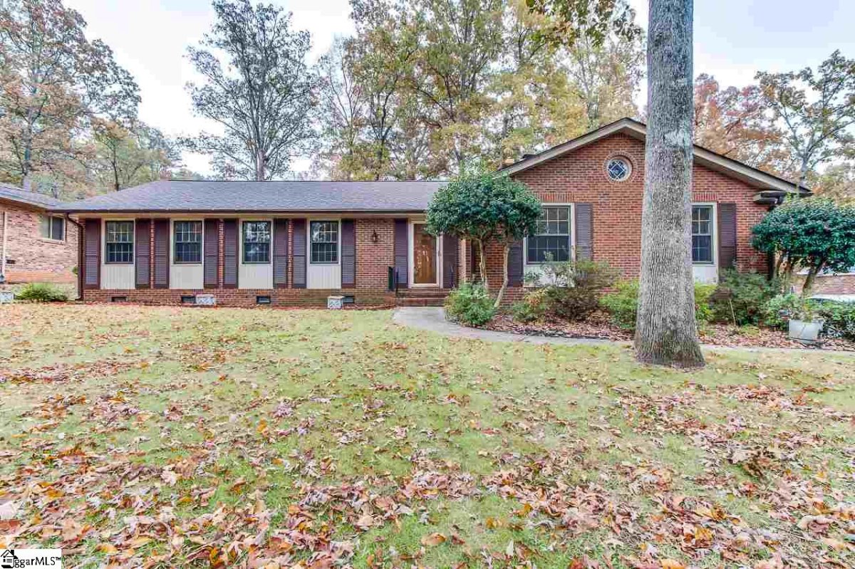 19 Pine Creek Court