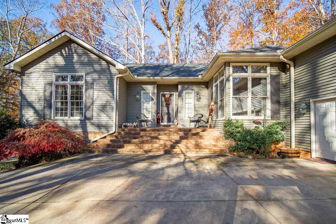 91 Glenwood Lane