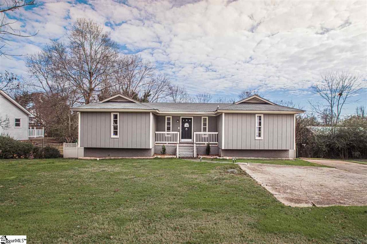 108 Abbotsford Drive