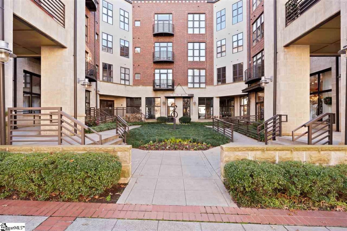 101 W Court Street #217