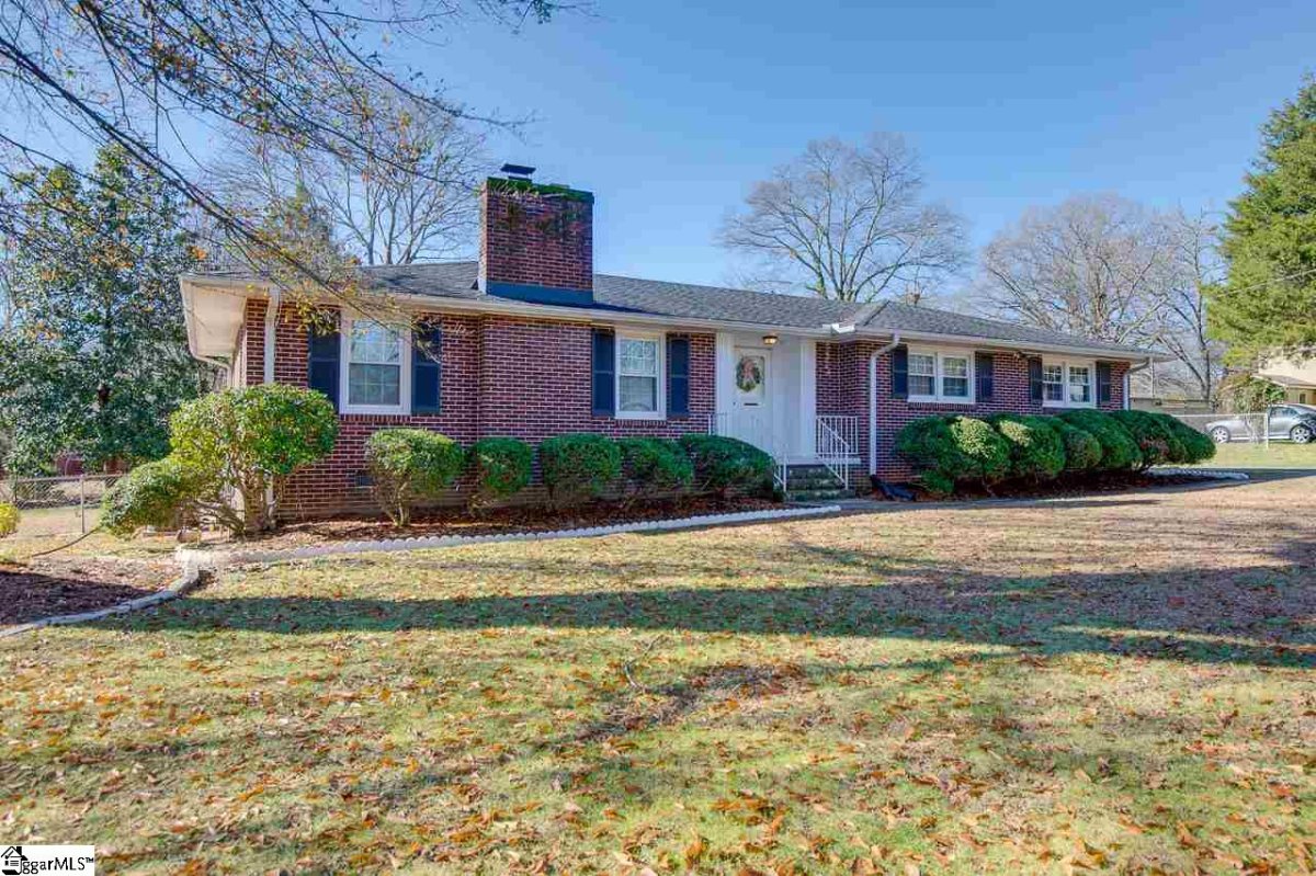 14 Lisa Drive