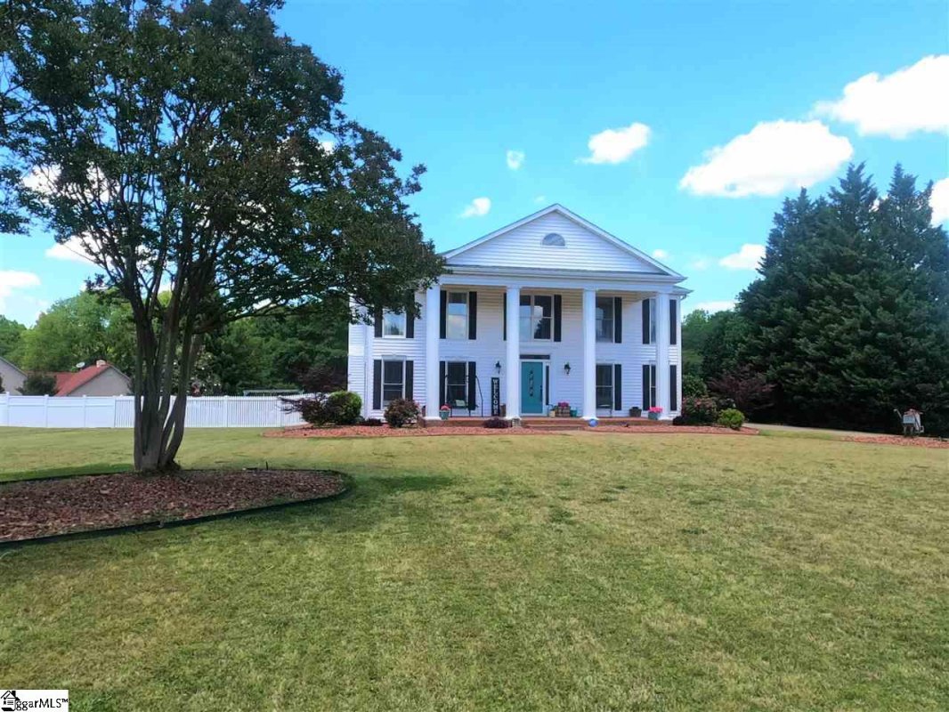 252 Mountain Range Road