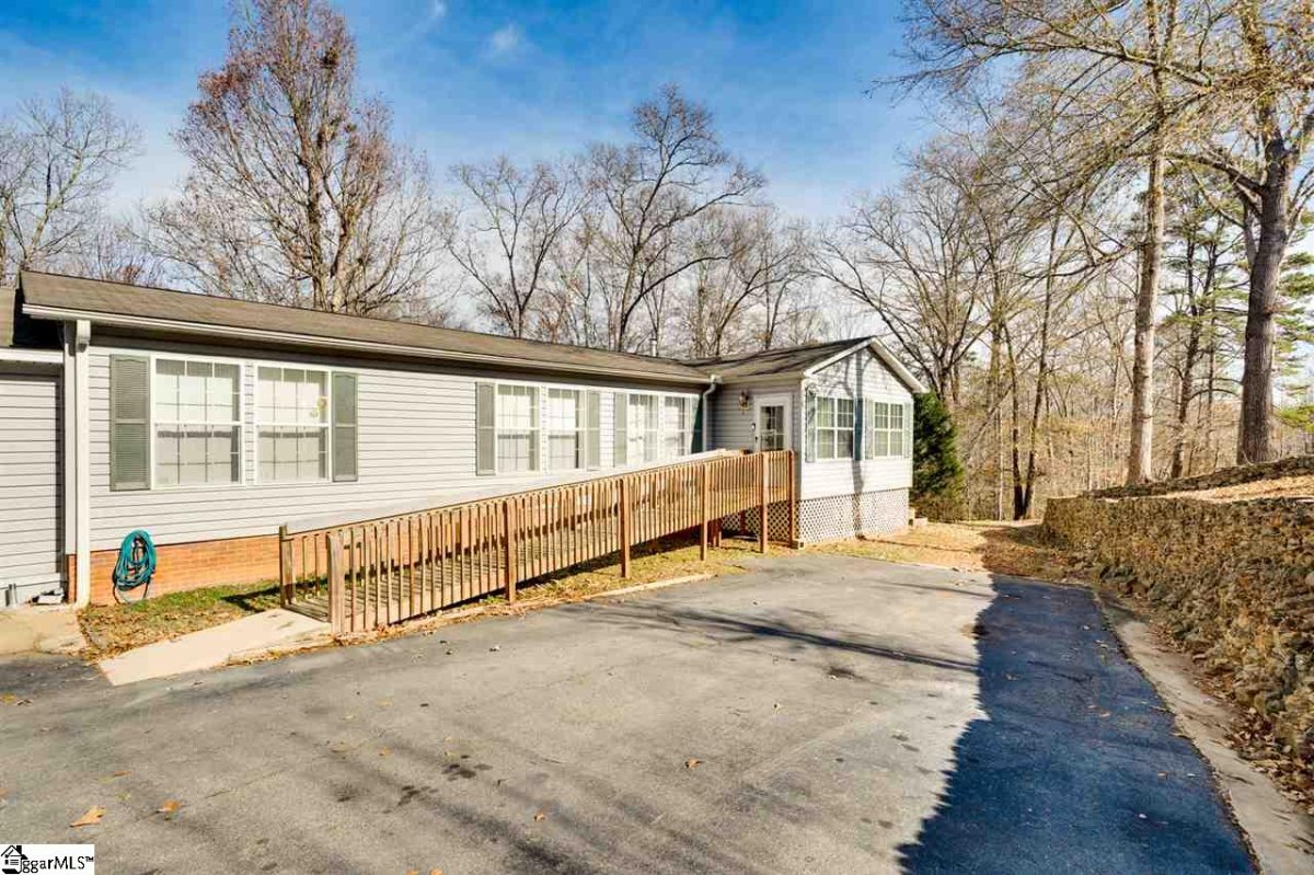 150 Sir Lancelot Drive