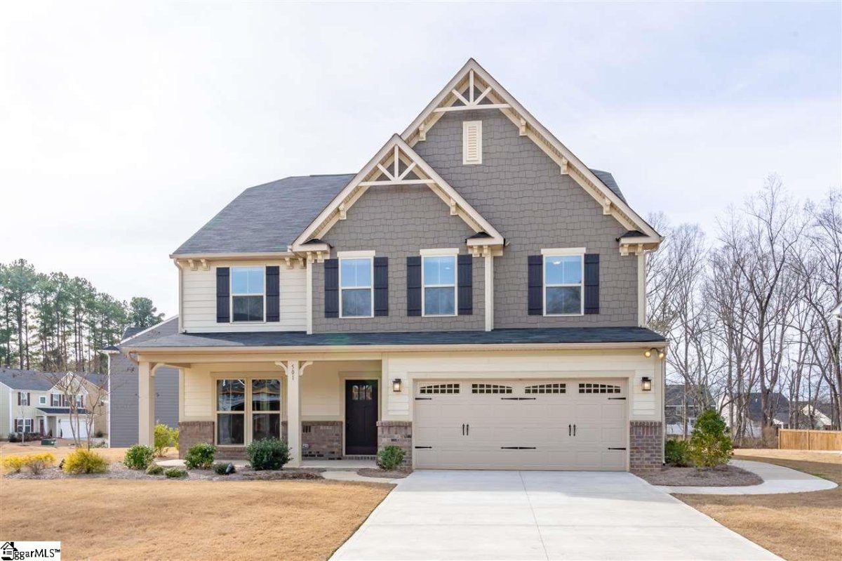 2 Fawn Hill Drive