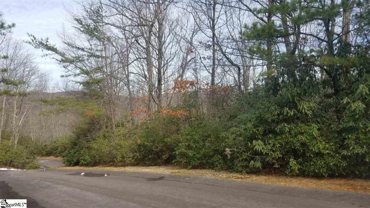 13 Cliff Ridge Drive