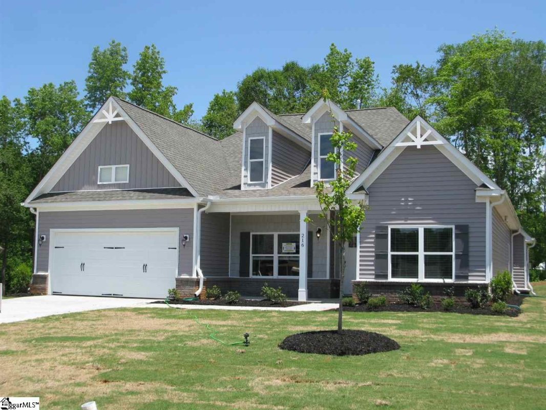216 Graceview West
