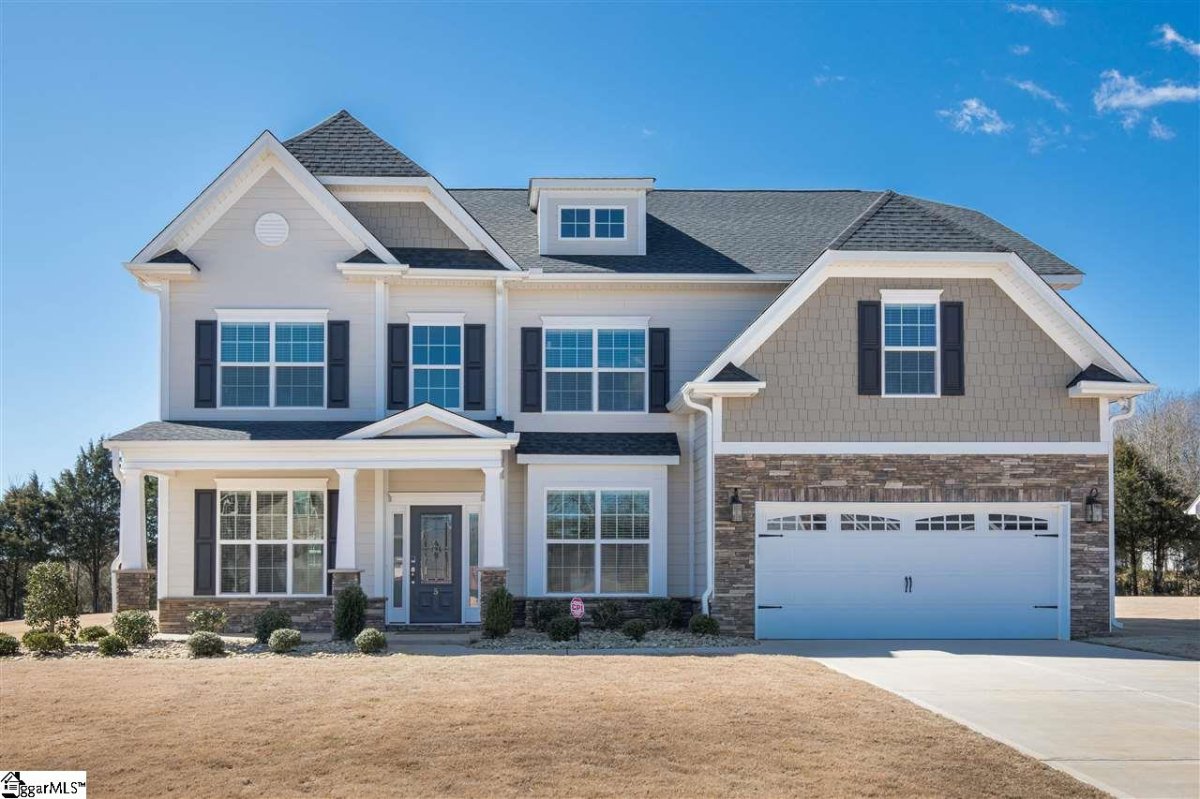 5 Lakeway Place