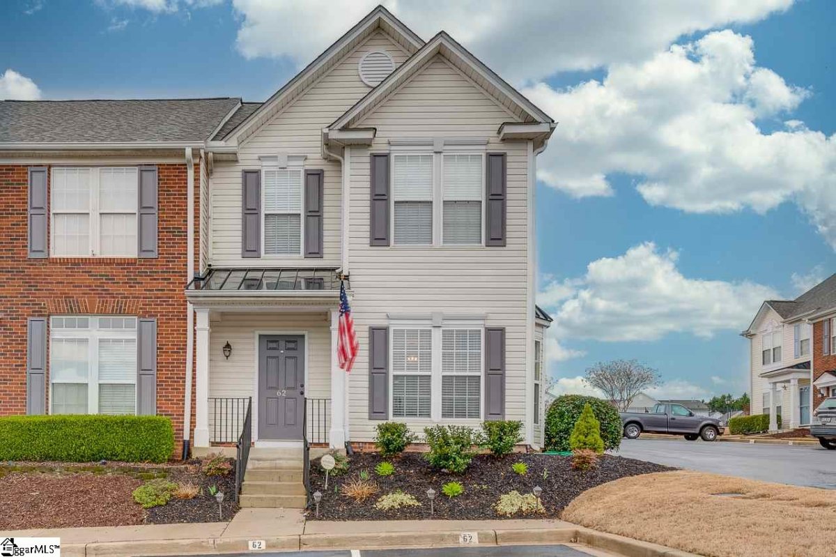 62 Spring Crossing Circle