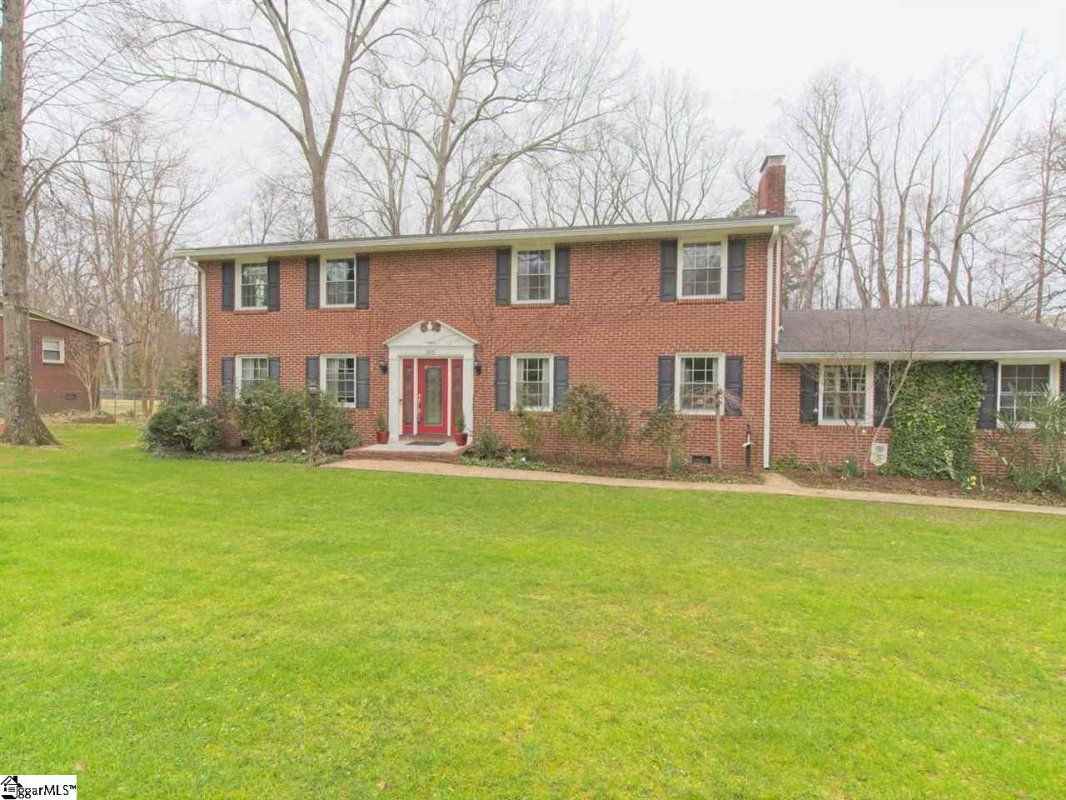 203 Hickory Lane