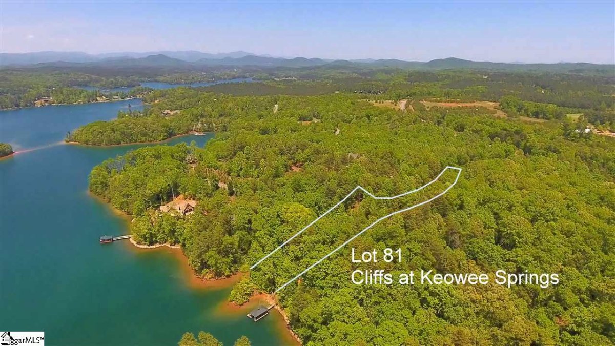 551 Leaning Pine Trail