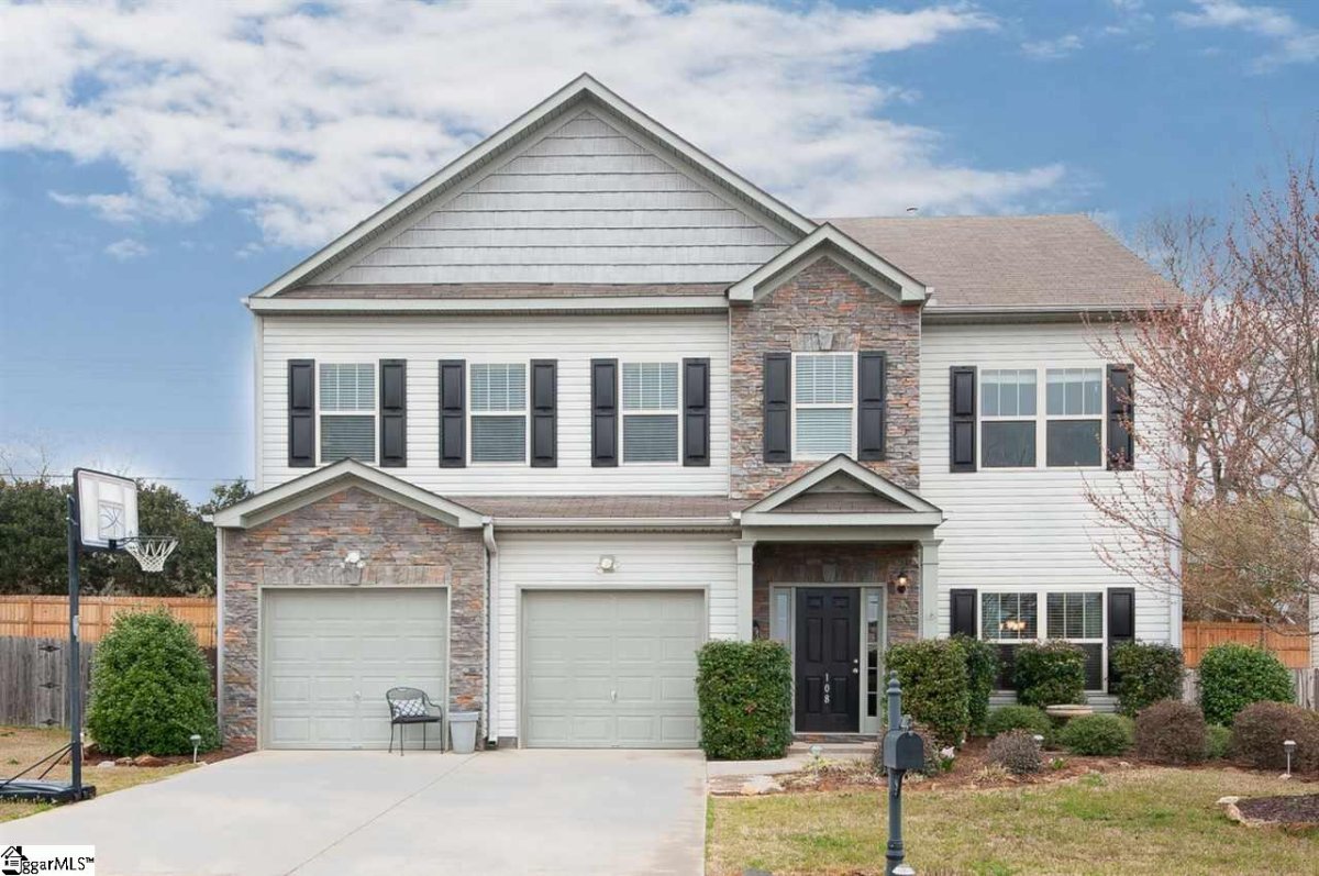 108 Tickfaw Court
