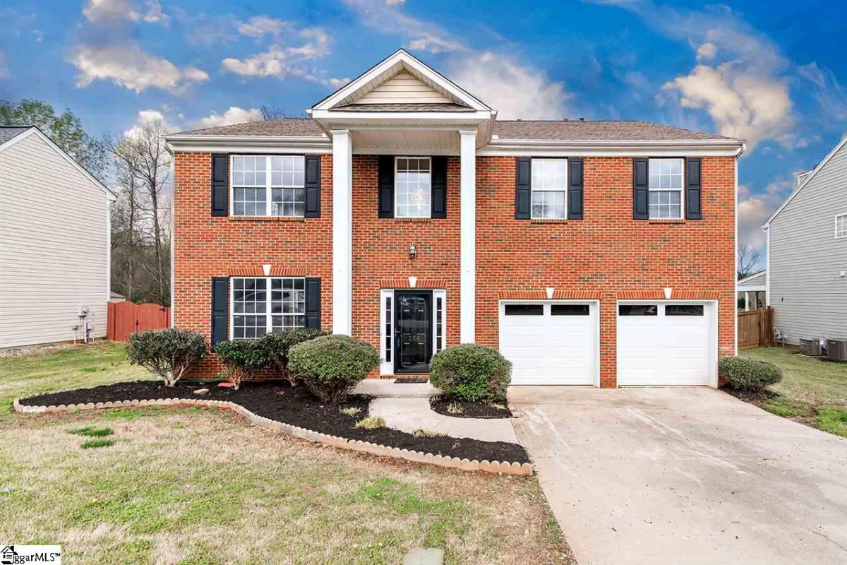 128 Birkhall Circle