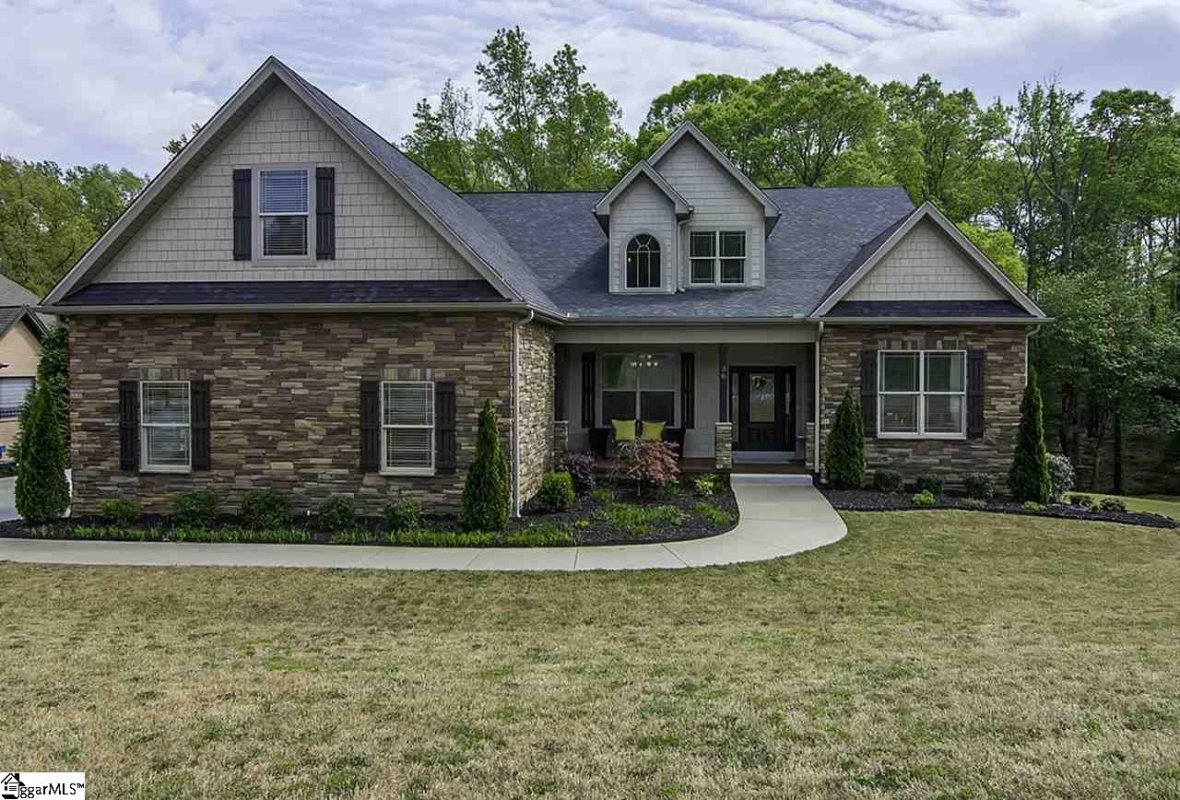 38 Fox Hunt Lane