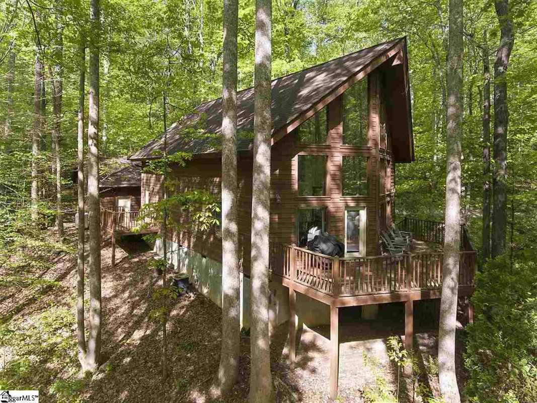 43 Forest Drive
