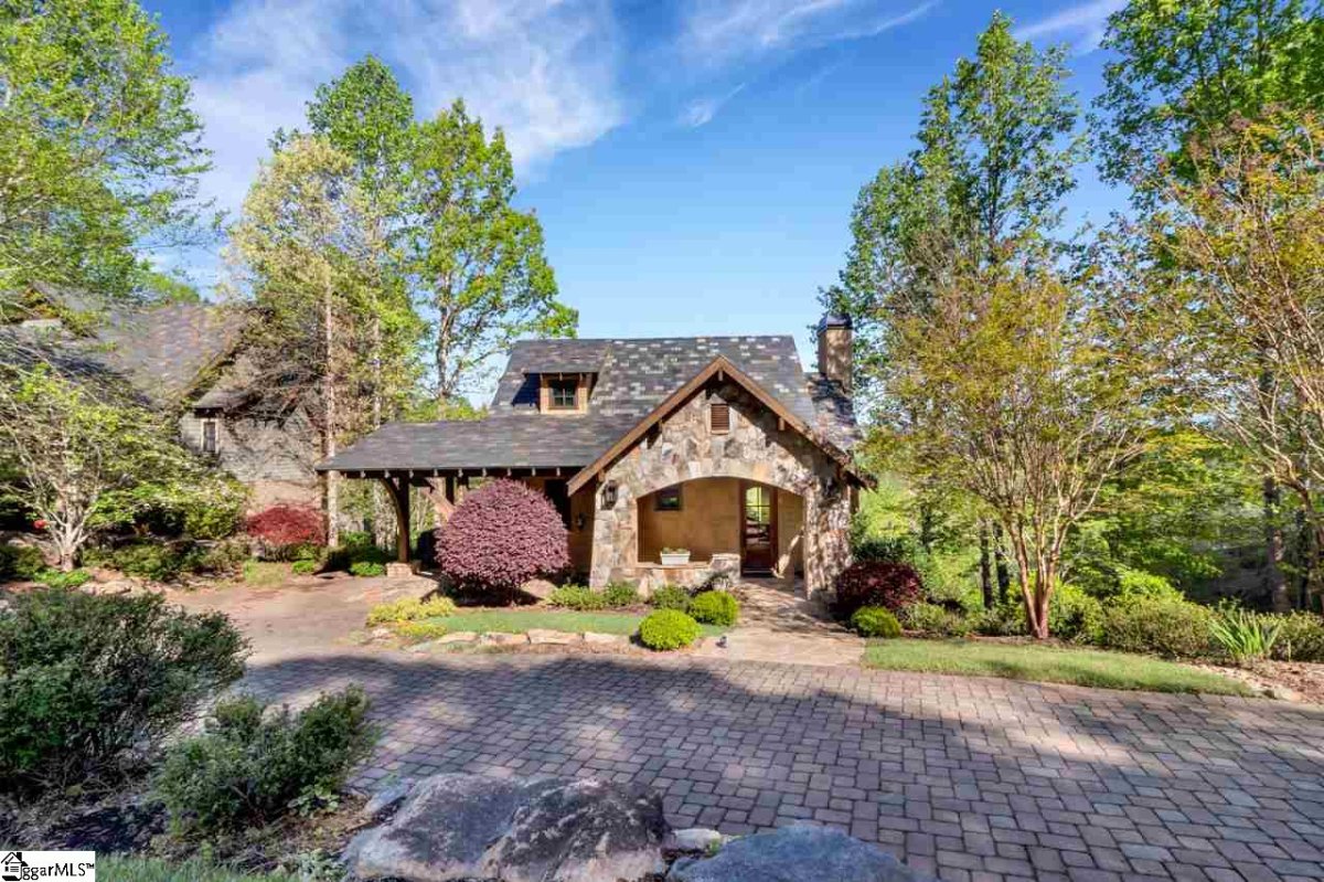 115 Button Bush Trail
