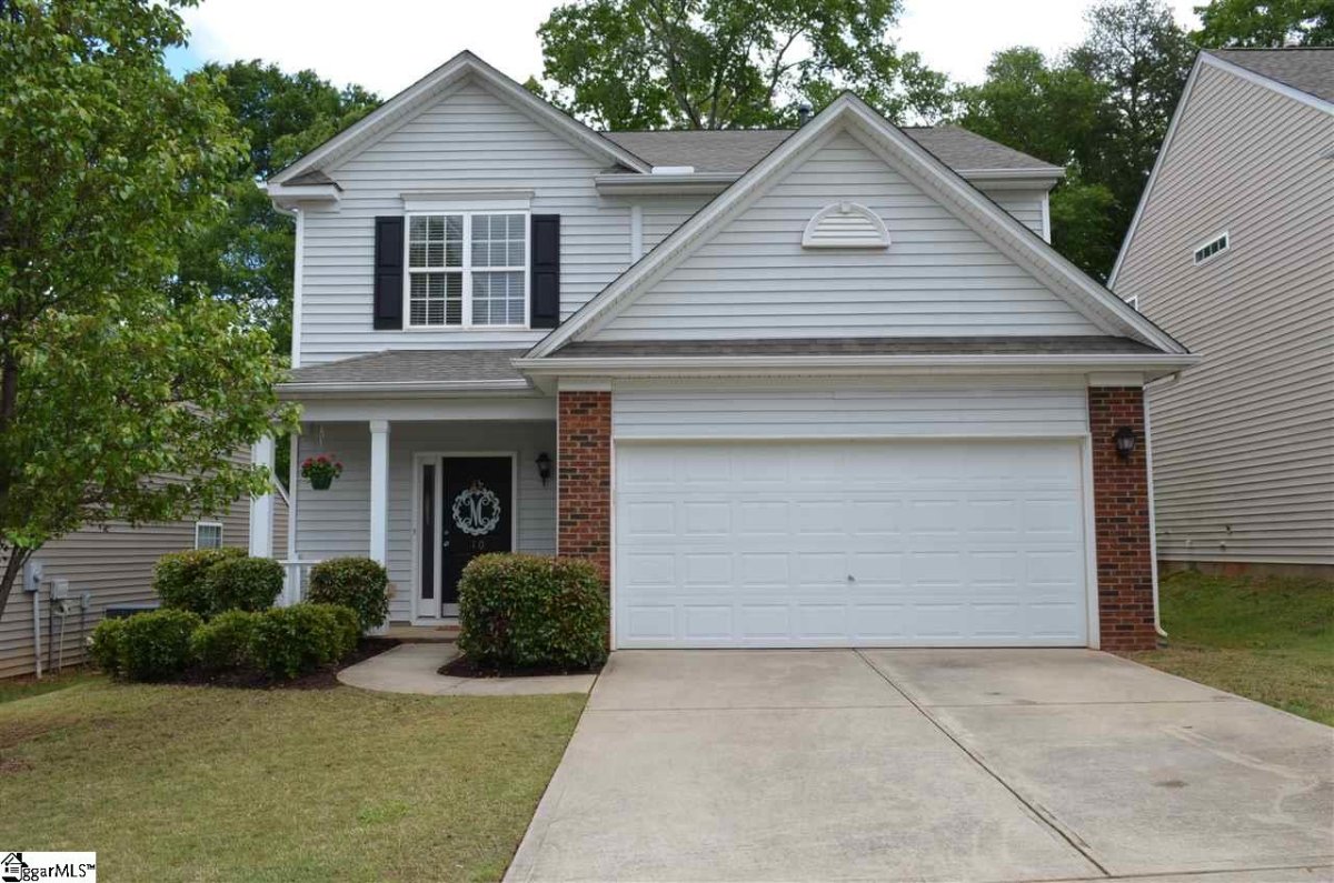 10 Knoll Ridge Drive