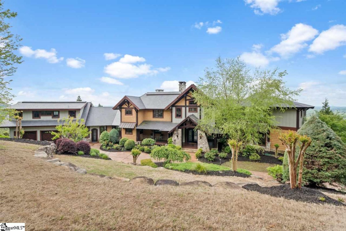 5 Tropicana Court
