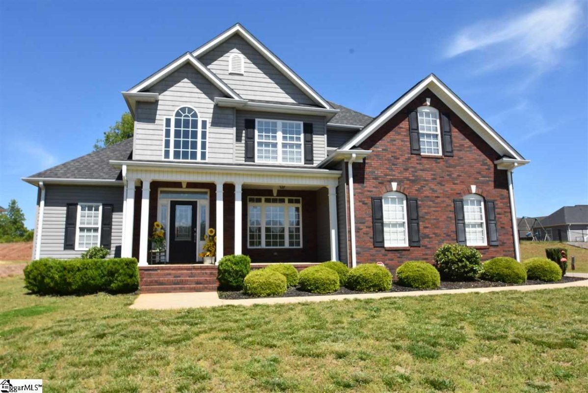 204 Saddle Creek Court