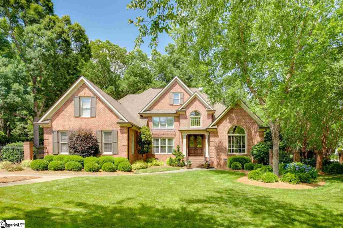 207 Stonebrook Farm Way