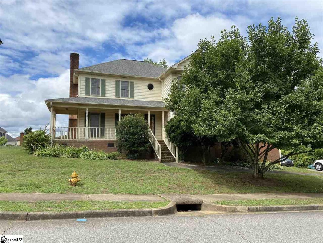 201 Grayson Drive