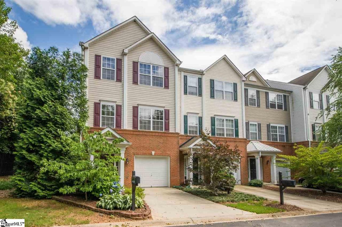 108 Chalet Place