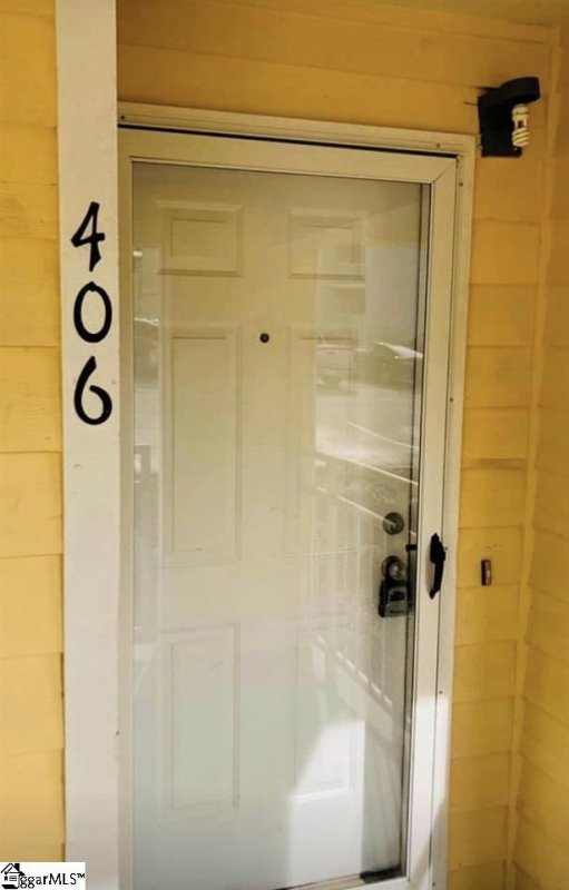 406 Northlake Drive