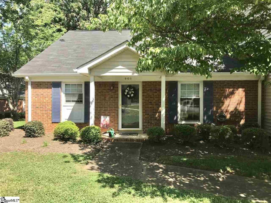 901 Wenwood Circle