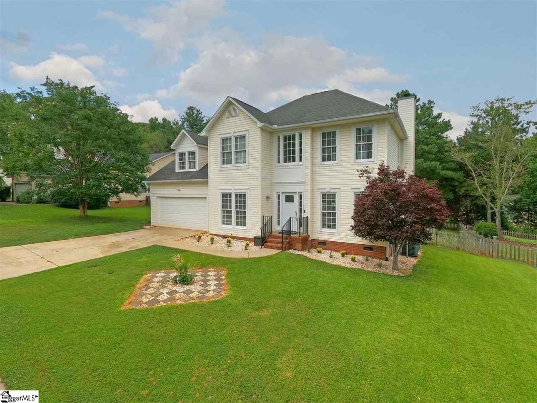 105 Fawn Ridge Way