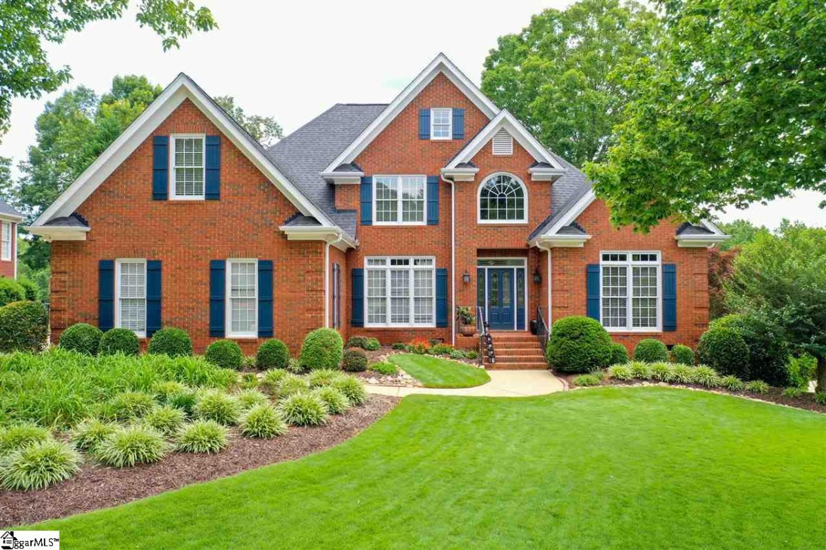 28 Devonhall Way