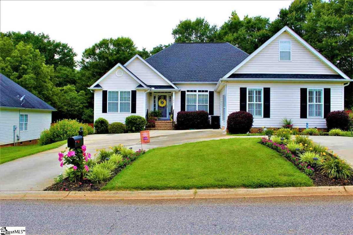 120 Royal Drive