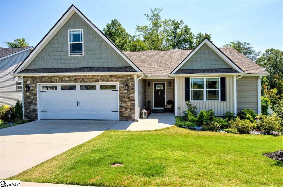 44 Macle Court