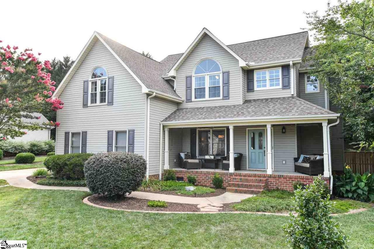 110 Spring Lake Loop
