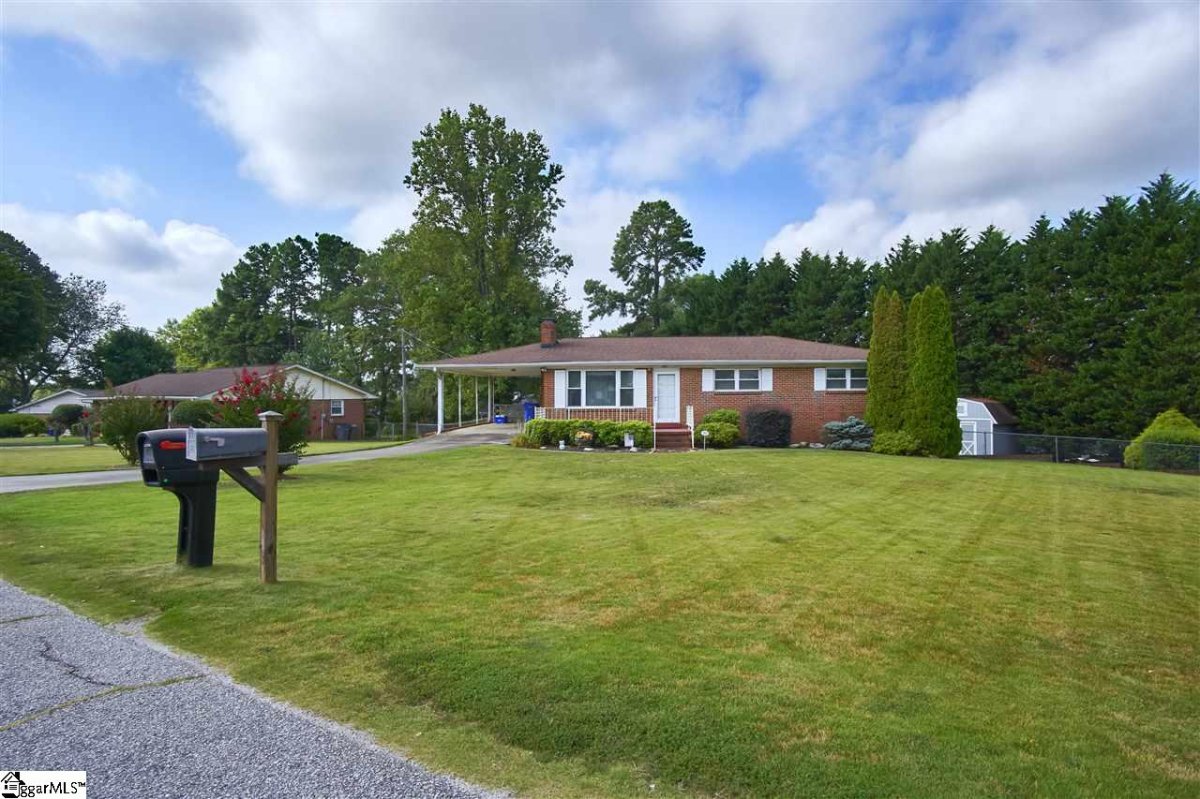 400 Rangeview Circle