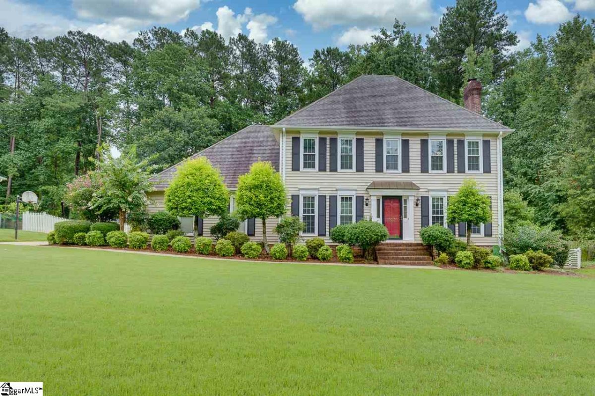 802 Huntington Road