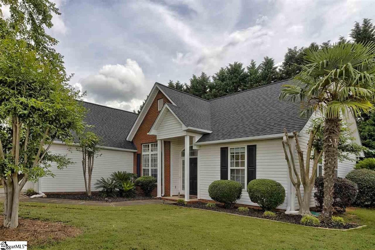 215 Lexington Place Way