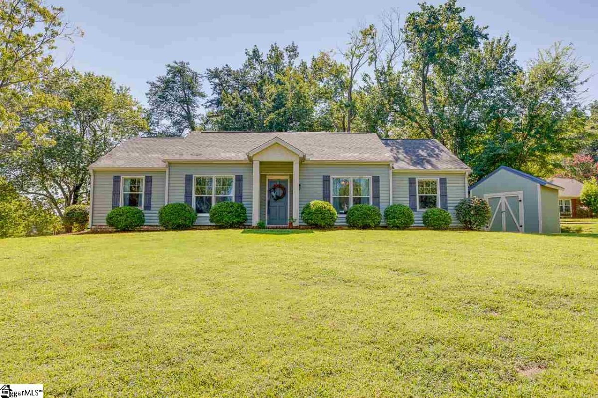 15 Dawnwood Drive