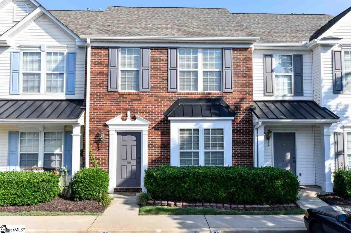39 Spring Crossing Circle