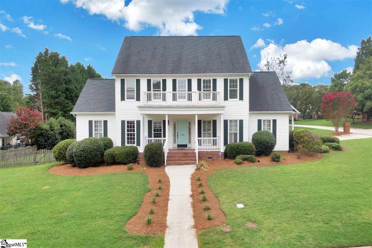 102 Meadowsweet Lane