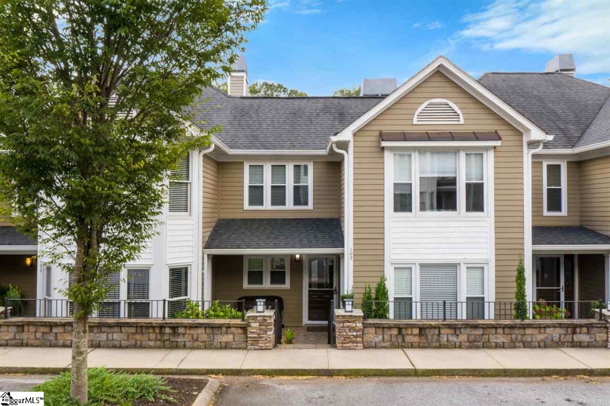 405 Oakland Avenue #103