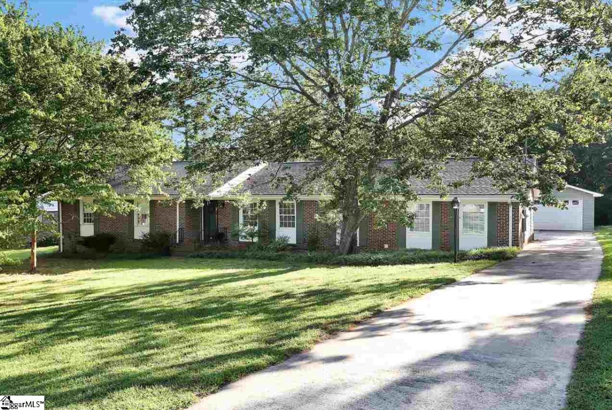 103 Howell Circle