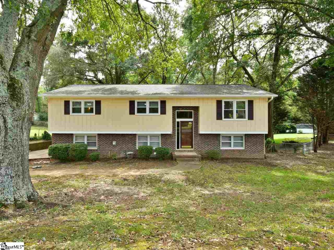 102 Brookbend Road