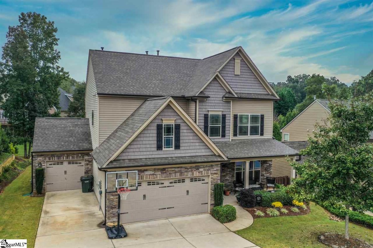 135 Chandler Crest Court