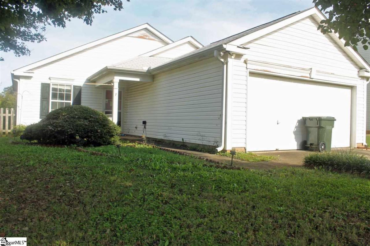 7 Seven Pines Court